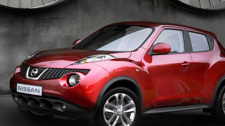 2011 Nissan Juke Side Pose In Red
